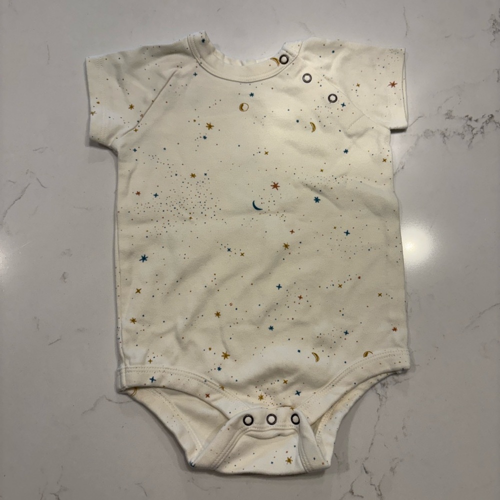 Pehr Celestial Print Oneesie 6-12 months NWOT